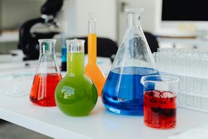 Résistance chimique des matériaux